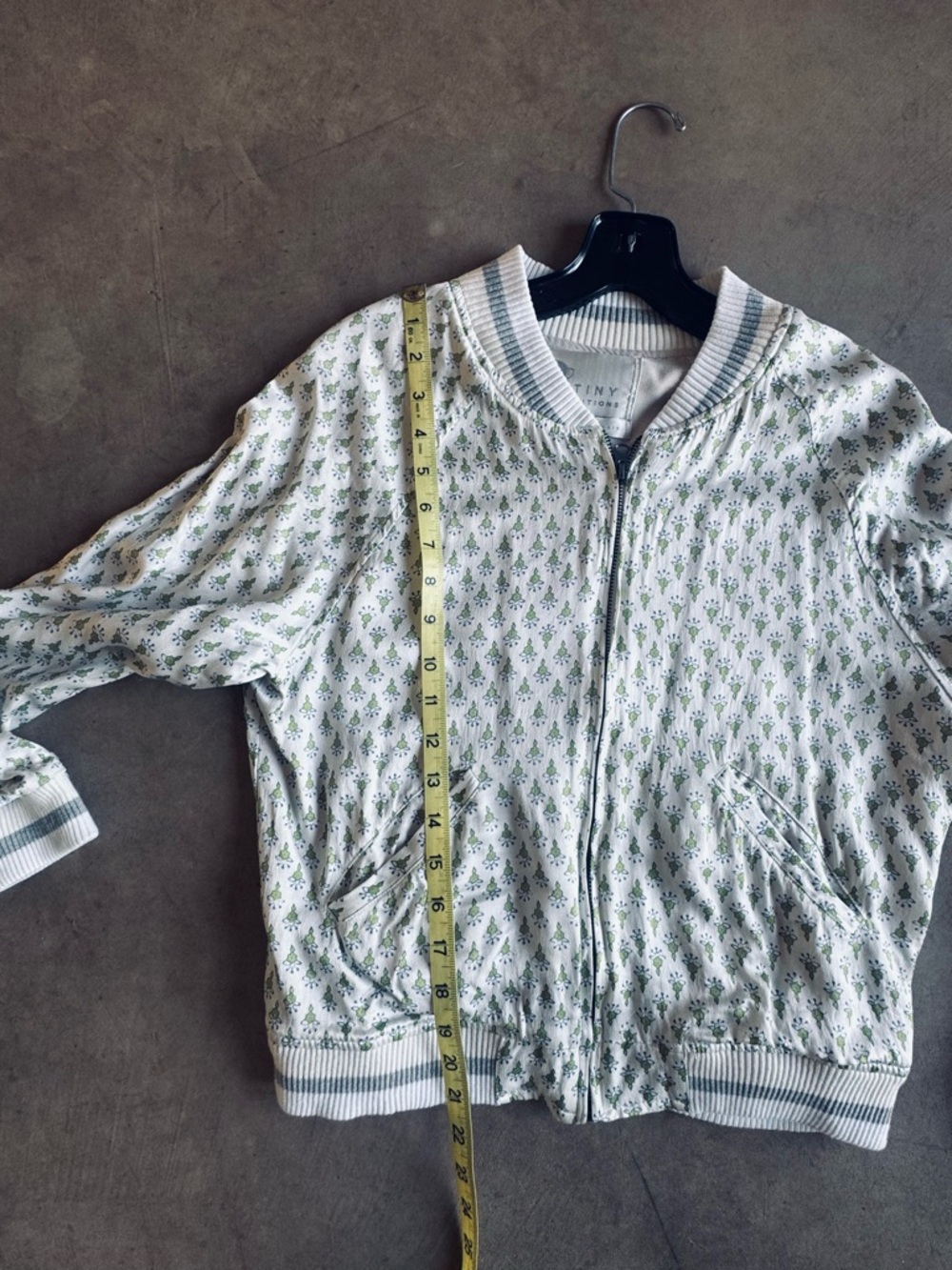 Anthropologie White Satin Embroidered Green Leaf Bomber Jacket - Women M - Picture 9 of 10